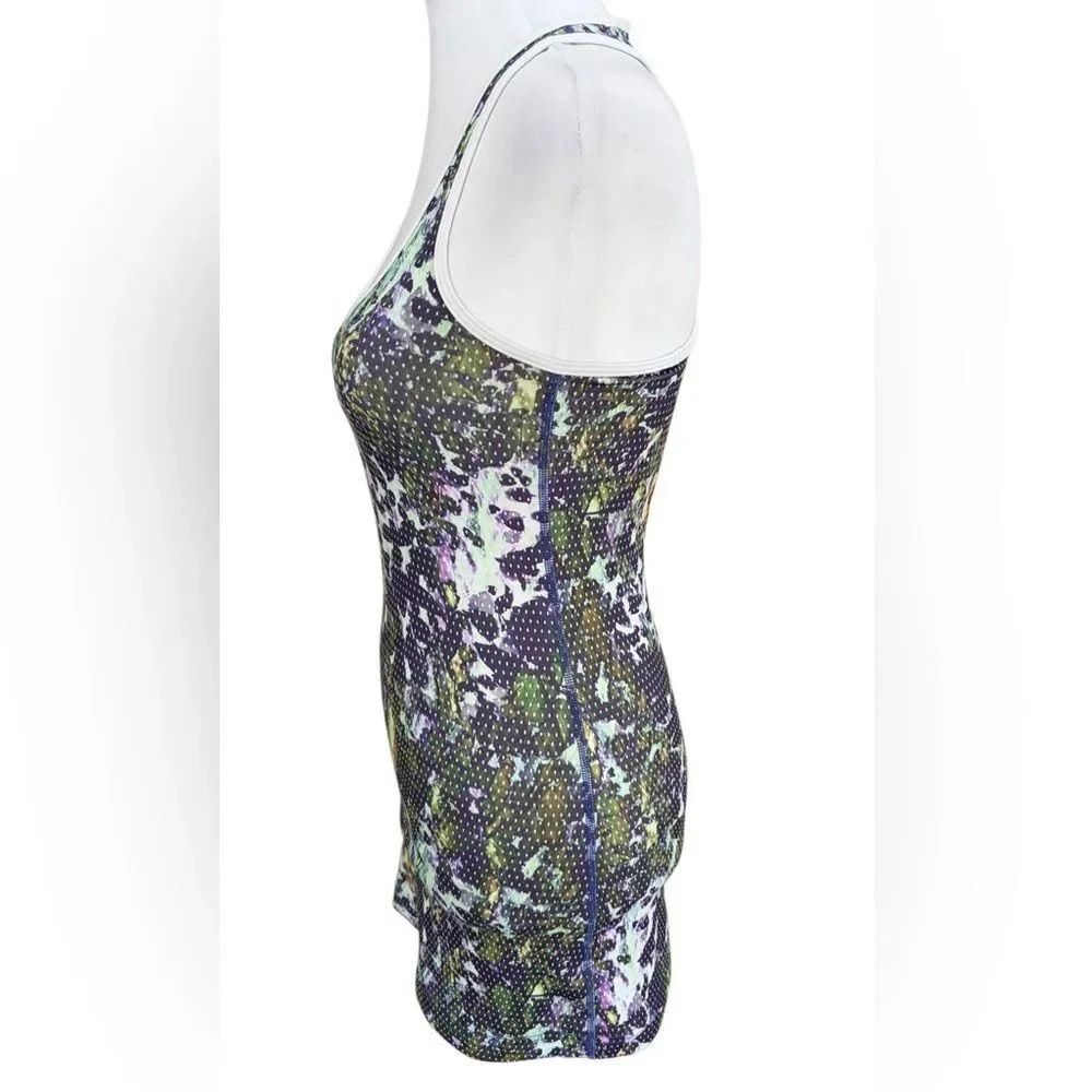 Lululemon Cool Racerback tank top, "Floral Sport White Multi-Color" pattern sz 4 - Picture 7 of 8